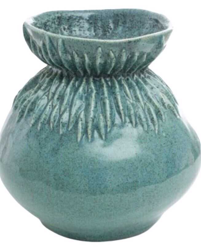 Floreira cerâmica verde bojuda