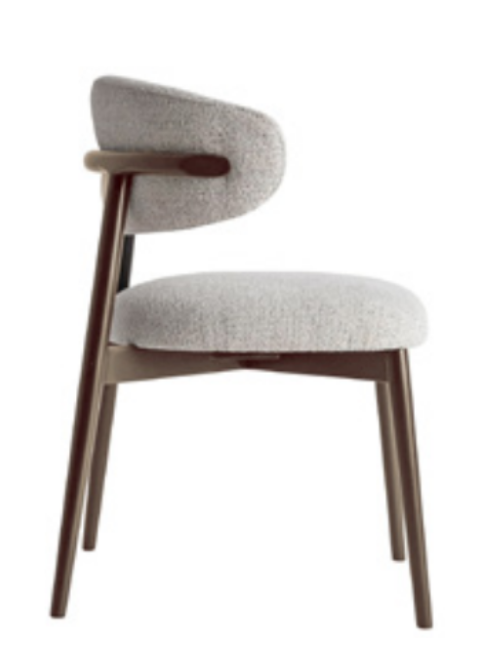 Cadeira 53*55*83 mad. e estofo